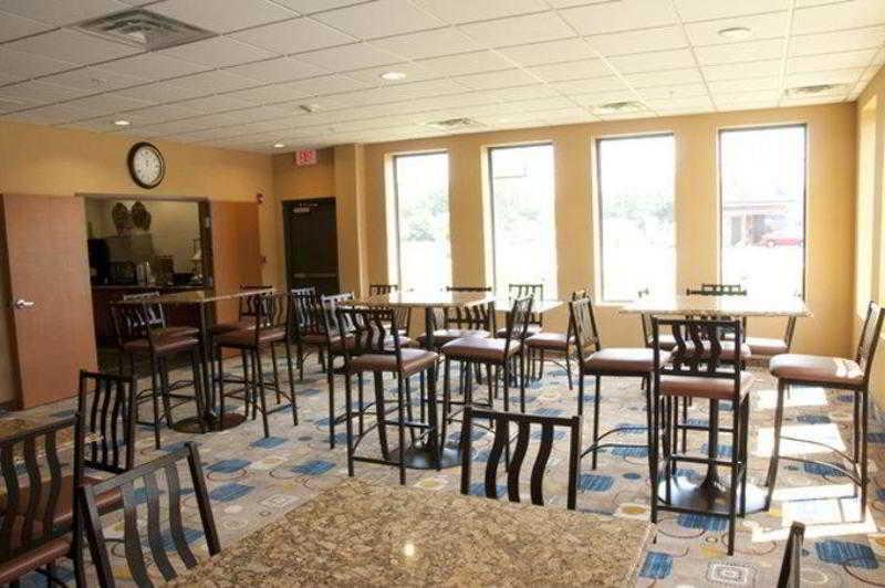 Rodeway Inn Portage Exterior photo